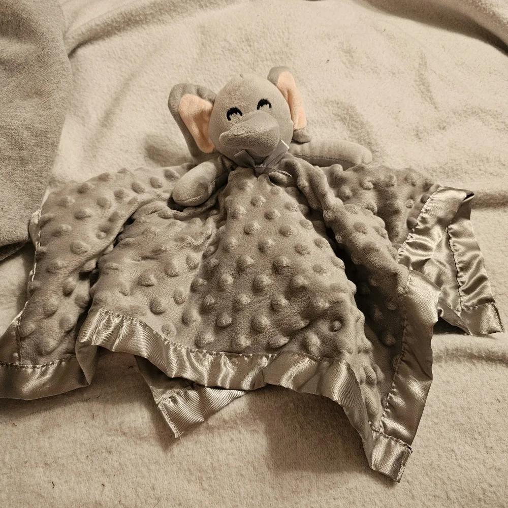 Pro Goleem Elephant Safari Super Soft Security Blanket